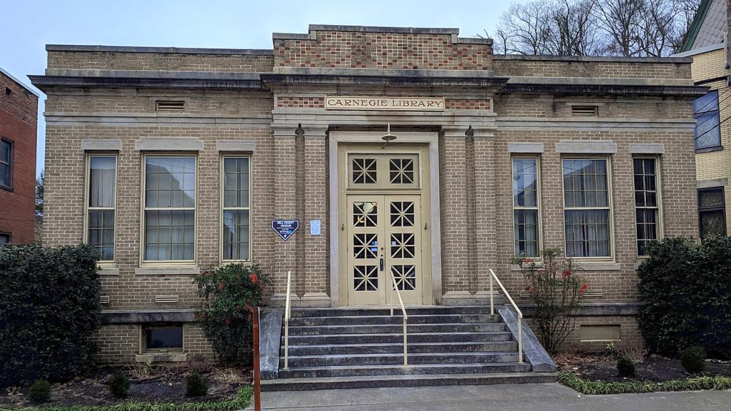 1280px Middlesboro Kentucky Carnegie Library Building 03 02 2019